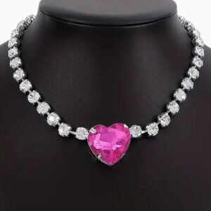 Pink Crystal Necklace Rhinestone Heart Club NWT Gift  Choker Pendant Bling